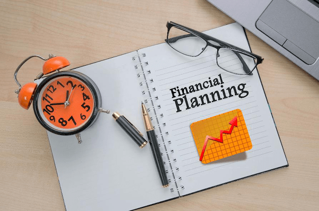 Things NRIs Should Know About Financial Planning